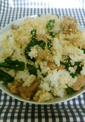 材料2つで☆豚ニラ混ぜご飯-レシピのメイン写真