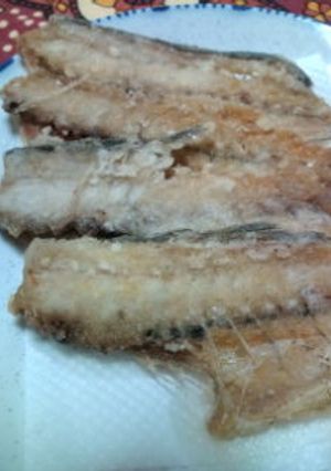 捨てるくらいなら揚げて！アジの骨唐揚げ～-レシピのメイン写真