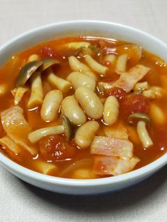 白いんげん豆の簡単おいしいトマトスープ-レシピのメイン写真
