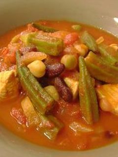 オクラと鶏肉とお豆のトマト煮♪-レシピのメイン写真