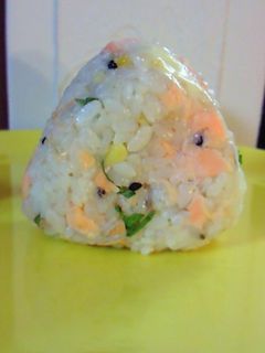美味しい鮭のおにぎり-レシピのメイン写真