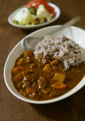 牛すじ肉のカレー(活力鍋使用)-レシピのメイン写真