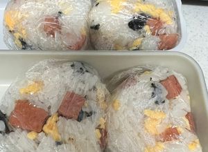 缶詰アイデア！スパム混ぜご飯おにぎり-レシピのメイン写真