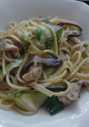なす・ズッキーニ・鶏肉のパスタ-レシピのメイン写真