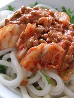 ✿ฺ冷やしうどん♪納豆キムチon京水菜-レシピのメイン写真