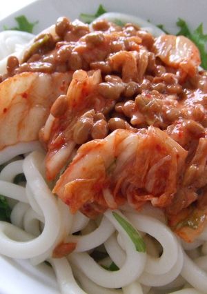 ✿ฺ冷やしうどん♪納豆キムチon京水菜-レシピのメイン写真