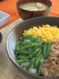 わが家の定番☆3色そぼろ丼♪-レシピのメイン写真