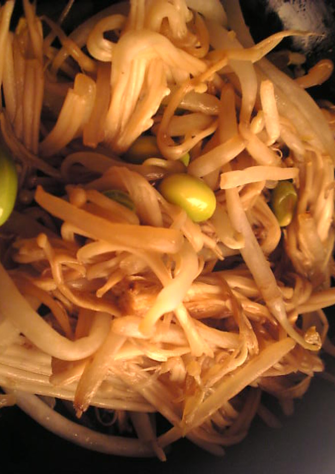 枝豆もやしきのこの柚子胡椒めんつゆ炒め-レシピのメイン写真