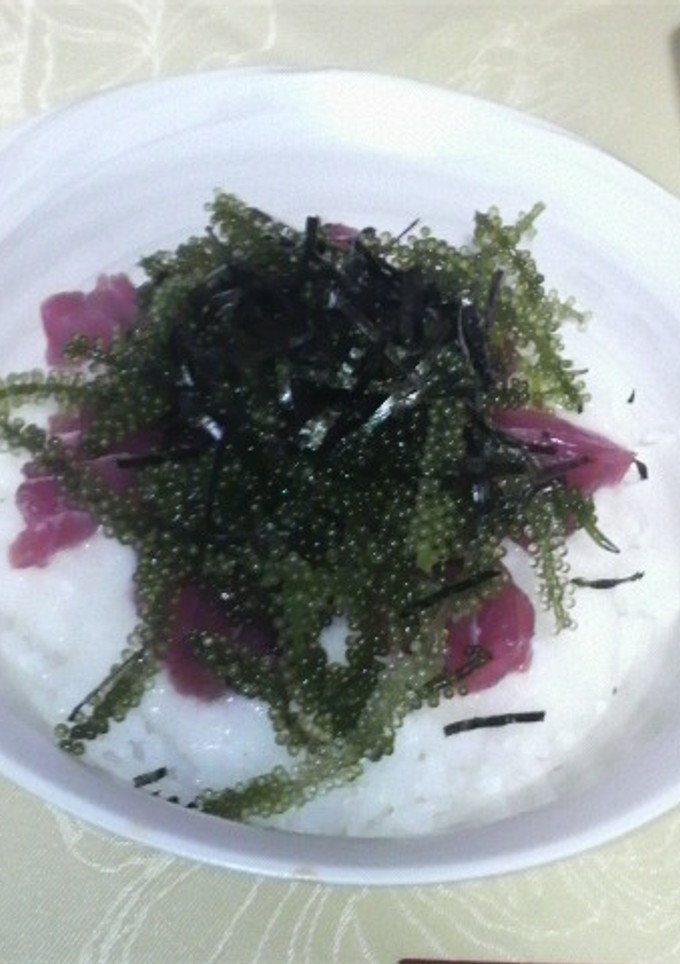 海ブドウとマグロの丼-レシピのメイン写真