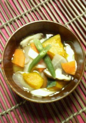 野菜たっぷり具だくさんみそ汁-レシピのメイン写真