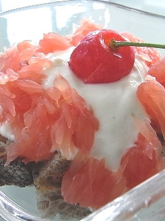☆Love離乳食☆パンのヨーグルトパフェ-レシピのメイン写真