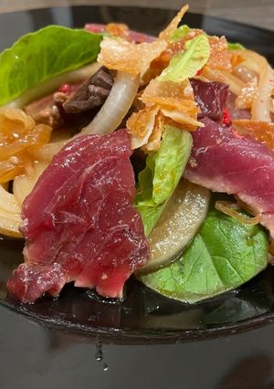 カツオとロメインレタスの温サラダ-レシピのメイン写真