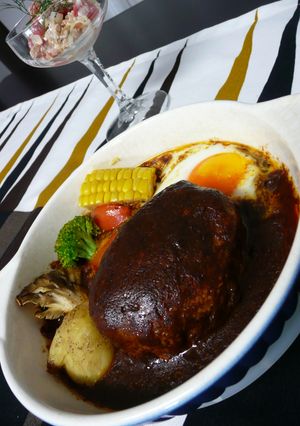 デミグラ缶で煮込みハンバーグ-レシピのメイン写真