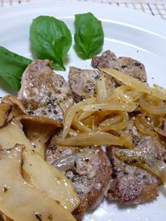 豚ヒレ肉とエリンギのワイン炒め煮-レシピのメイン写真