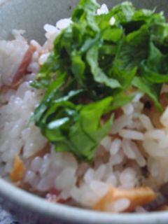 さっぱり美味しい★鮭と梅の炊き込みご飯-レシピのメイン写真