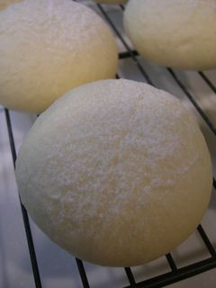 手捏ねで♪しっとりもっちり白パン-レシピのメイン写真