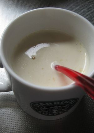 超~簡単!カップで豆乳スープ-レシピのメイン写真