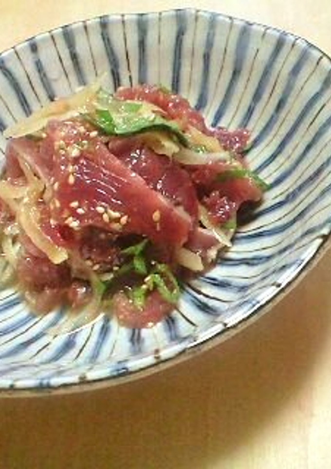 生かつおと玉ねぎのごまポン酢和え-レシピのメイン写真