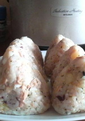 鮭缶とじゃがいもの炊き込みご飯-レシピのメイン写真