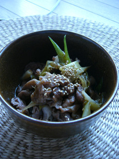 豚肉とねぎで、麺類のつけ合わせ-レシピのメイン写真