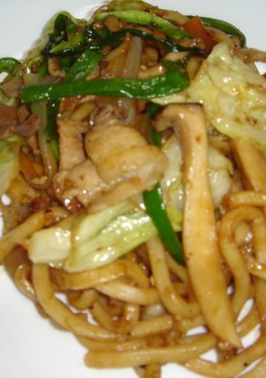野菜タップリ　カレー風味の焼きうどん♪-レシピのメイン写真
