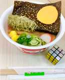 尾も白カップ麺…赤いきつね・コン色夜叉篇