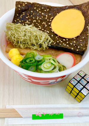 尾も白カップ麺…赤いきつね・コン色夜叉篇-レシピのメイン写真