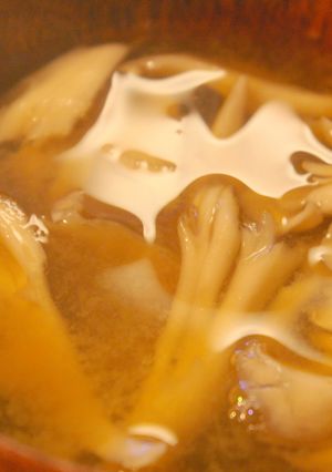 舞茸（まいたけ）の味噌汁-レシピのメイン写真