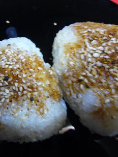 ☆七味ごましょうゆ焼きおにぎり☆-レシピのメイン写真
