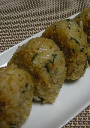 しらすとしその焼きおにぎり-レシピのメイン写真