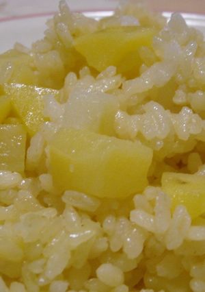 新じゃがを味わうフライパンｄｅピラフ-レシピのメイン写真