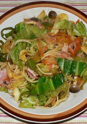 ベーコンと春キャベツのナポリタン風パスタ-レシピのメイン写真