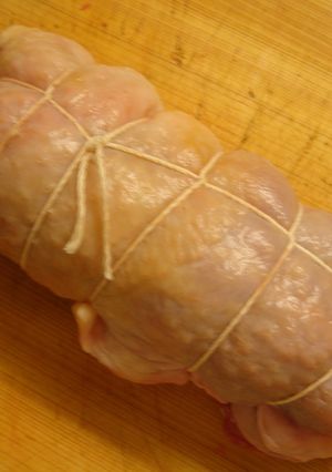 お肉をタコ糸で縛る-レシピのメイン写真