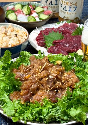 カリカリ豚の香味ソース わさび菜サラダ♪-レシピのメイン写真
