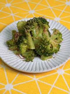 ブロッコリーの胡麻おかか和え-レシピのメイン写真