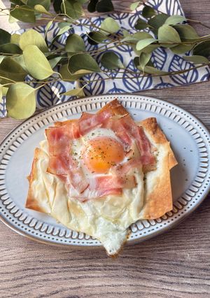 ワンタンの皮で巣篭もりエッグ-レシピのメイン写真