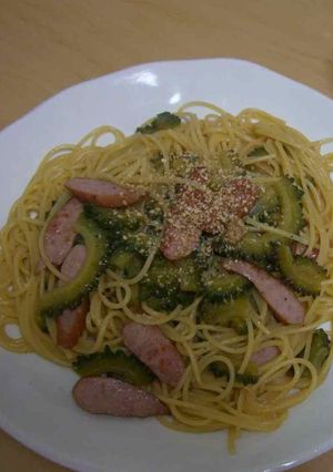 ゴーヤとソーセージのパスタ-レシピのメイン写真
