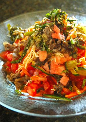 夏野菜とスイカの韓国風ピリ辛麺-レシピのメイン写真