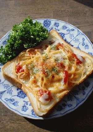 お惣菜パン「ナポリタンのチーズ焼き」-レシピのメイン写真