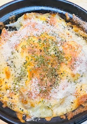 椎茸の軸でアヒージョ仕立てのチーズ焼き-レシピのメイン写真