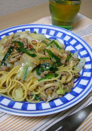 簡単スタミナ☆キャベツと挽肉の辛味パスタ-レシピのメイン写真