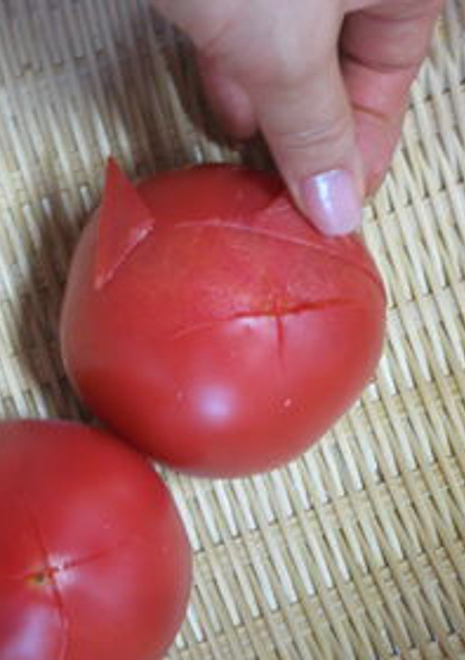 トマトの湯剥き(皮むき)-レシピのメイン写真