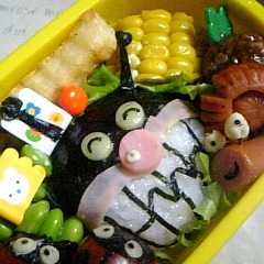 รูปของ ばいきんまん キャラ弁☆以外と簡単