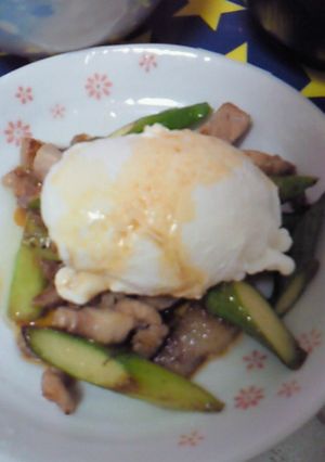 豚肉とアスパラの炒め物☆卵のせ！-レシピのメイン写真