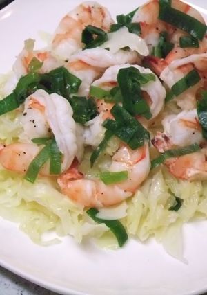 海老とキャベツの酒蒸しホットサラダ-レシピのメイン写真