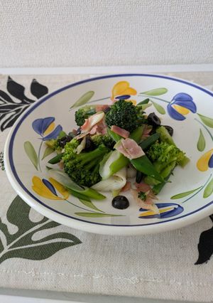 緑野菜とオリーブのガーリック炒め-レシピのメイン写真