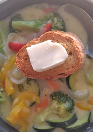 贅沢野菜サフランクリームスープ-レシピのメイン写真