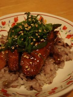 早くて簡単さんまの蒲焼丼-レシピのメイン写真
