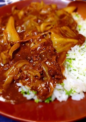Ψ丸ごとキャベツと挽肉の自家製カレーΨ-レシピのメイン写真