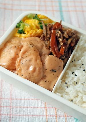 お弁当に重宝！鶏むね肉のマヨ和え-レシピのメイン写真
